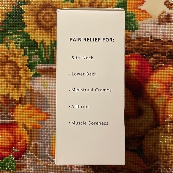 Brand New Heated Pillow Cover 18”x18” Yellow Gray Heating Pad Back Pain Relief - Picture 12 of 16